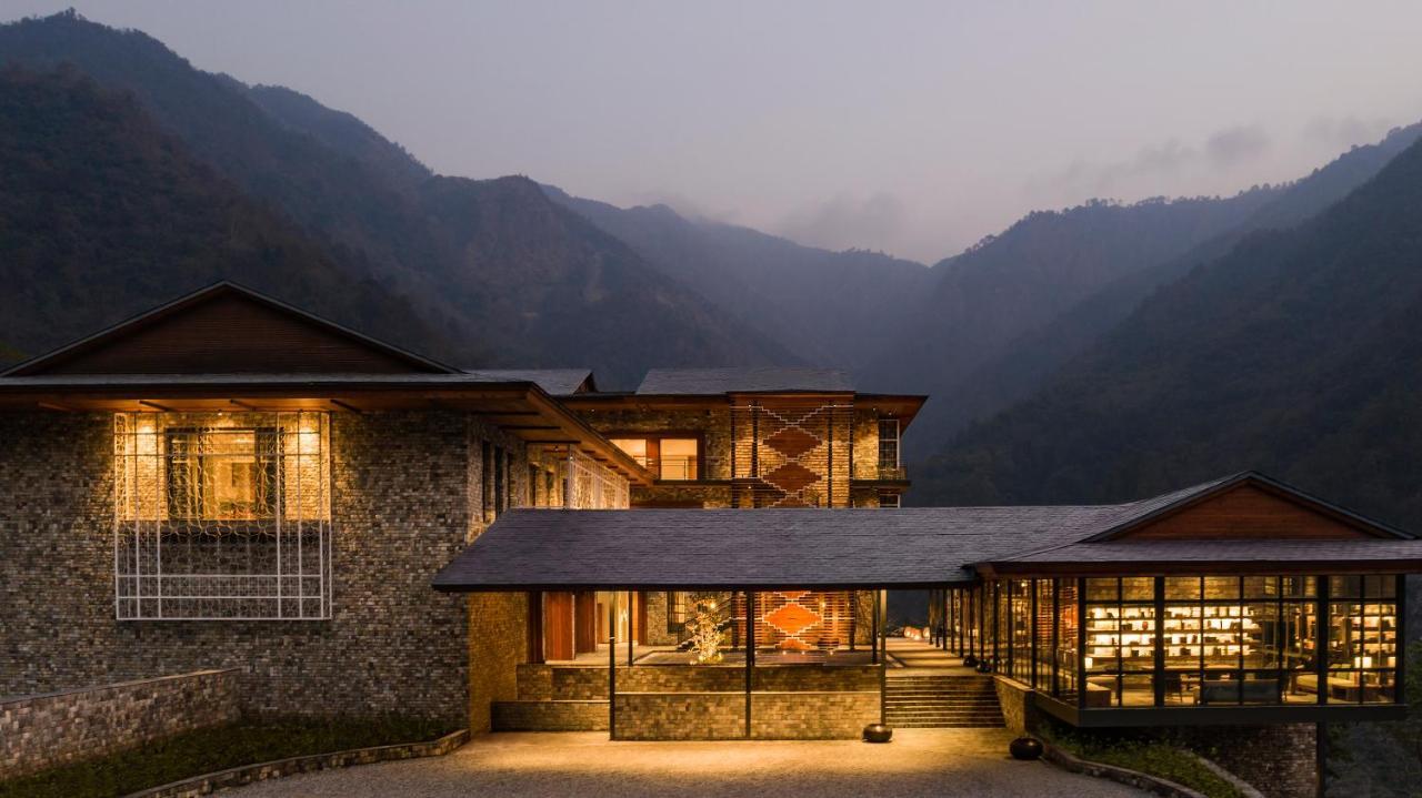 Resort Taj & Uttarakhand 5*